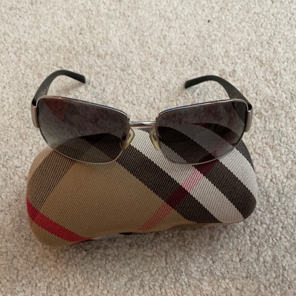 Burberry men’s sunglasses